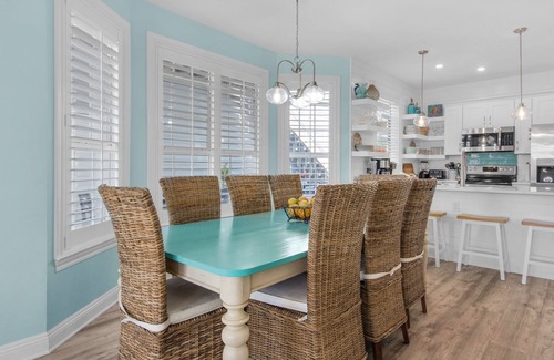 Crystal Shores Casa | Summer openings: Aug 2-9