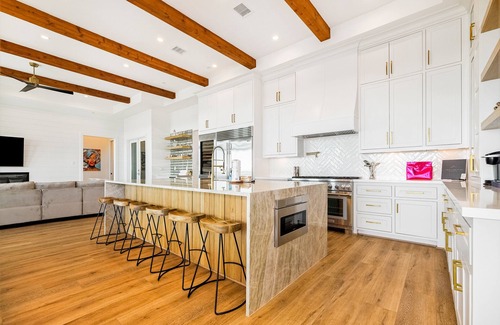Galveston Casa | Spacious beachfront retreat with stunning ocean views