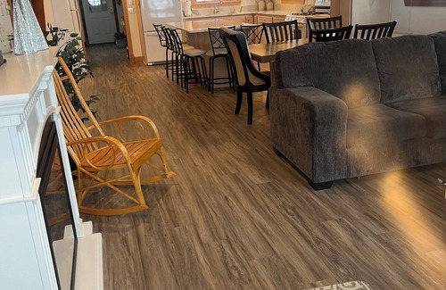 Port Austin Casa | Spacious beachfront Cape Cod lakehouse in Port Austin/Caseville Sleeps 12