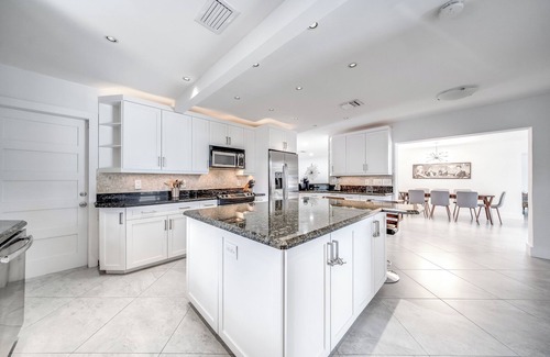 Garden Isles Casa | Spacious-beachie-on the water-3BR-Sunset-View-BBQ-HeatedPool-WiFi-AC-kayaks-doc