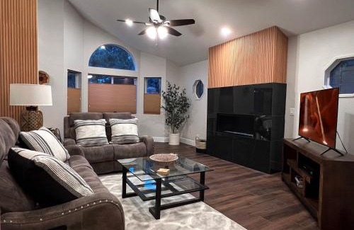 Sedona Casa | Spacious & Beautiful with Double Decks in Chapel Area
