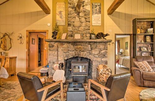 Bethlehem Casa | Spacious Bethlehem Mountaintop Home with Deck and View