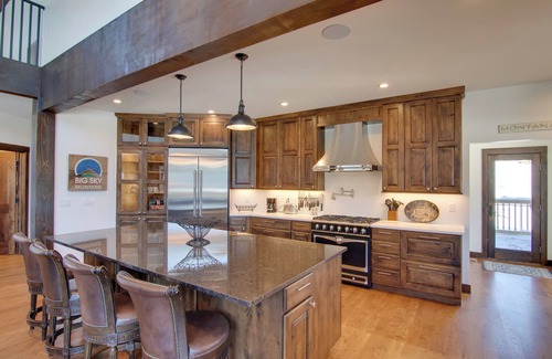 Big Sky Casa | Spacious Big Sky Home w/ Hot Tub & Grill!