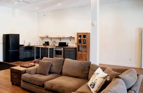 Montour Falls Apartamento | Spacious! Bigger than it seems. Room for everyone!