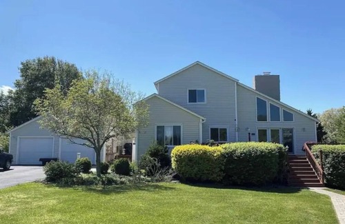 Farmview - Ramble Casa | Spacious Blacksburg home, conveniently located to Virginia Tech!