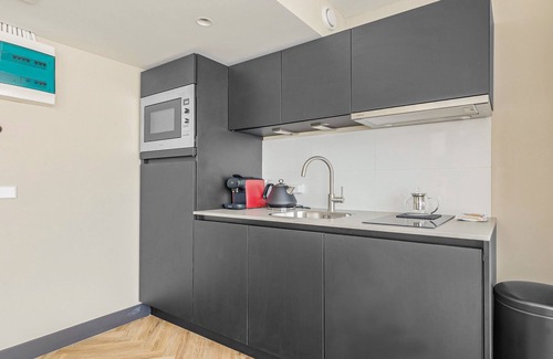 Slotervaart Apartamento | Spacious boutique studio-apt near city center!
