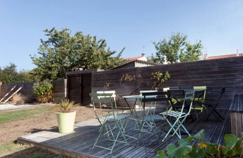 Aytre Casa | Spacious, bright house 800m from the beach