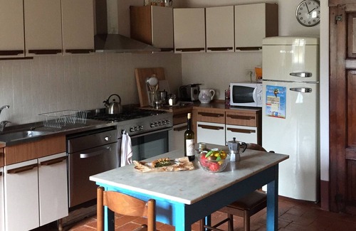 Pieve di Compito Villa | Entre los pinos y olivares: amplio apartamento en Lucca Country Villa
