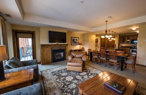 Crested Butte Cabina | Spacious, Bright, Luxe 3 Bedroom Condo