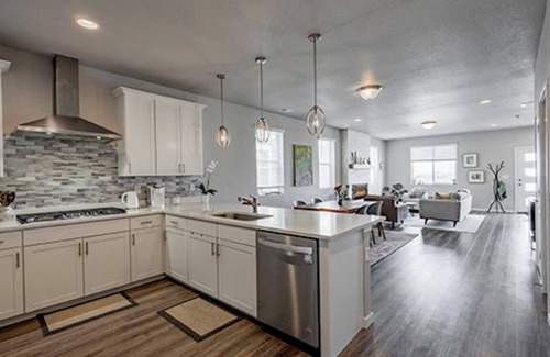 Longmont Casa | Spacious, bright SW Longmont home close to Boulder