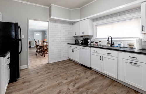 Tonawanda Casa | Spacious Buffalo/Niagara Falls Getaway