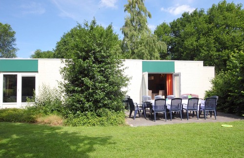 Borger Casa | Amplio bungalow cerca del Hunebedcentrum