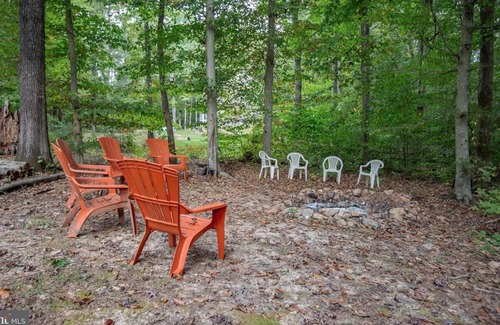 Livingston Casa | Spacious, but cozy. Just minutes from water.