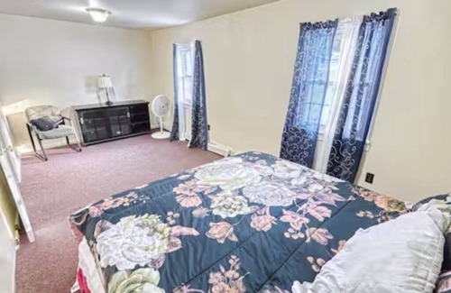 Waynesboro Cabina | Spacious Cabin - Mountain Lodge on 35 Acres