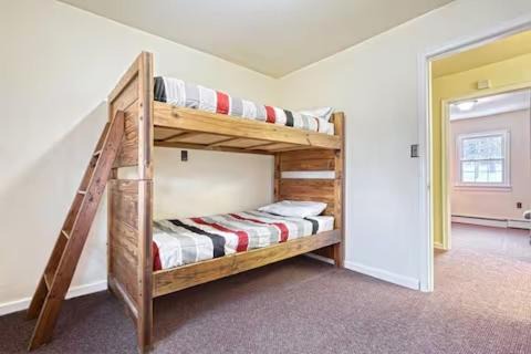 Waynesboro Casa | Spacious Cabin - Mountain Lodge on 35 Acres