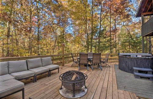 Blairsville Casa | Spacious Cabin with Furnished Deck and Hot Tub!