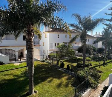 Calahonda Apartamento | Spacious, calm and bright Duplex Apartment in Private Residence ideal for families, beach and golf