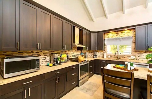 Christiansted Villa | Spacious Caribbean Paradise sleeps 12 St. Croix USVI