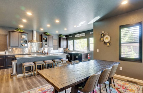 Castle Rock Casa | Spacious Castle Rock Home w/ Deck, Yard & Fire Pit