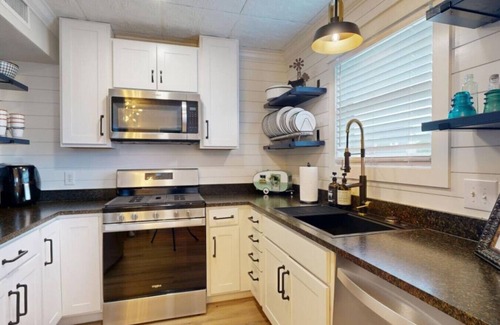 College Station Apartamento | Central Charm ~ Aggieland Vacation Rentals