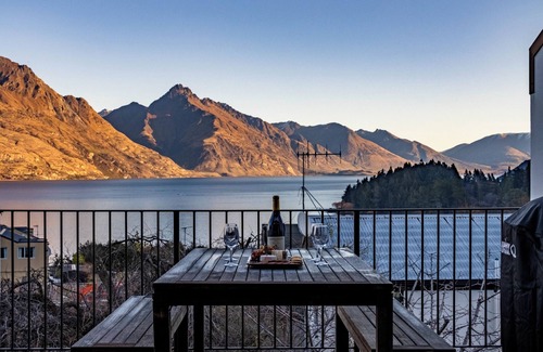 Queenstown City Centre Apartamento | Spacious Central Executive Apartment 4 Bedroom, 2 Bathroom with amazing views