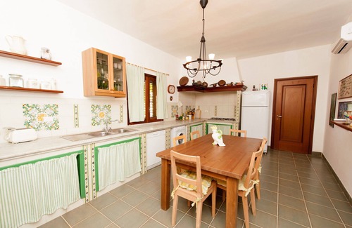 Mazara del Vallo Villa | Amplia villa para niños con piscina privada cerca del mar