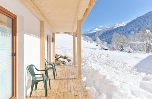 Kloesterle am Arlberg Casa | Espacioso "Chalet Klösterle" con vistas a la montaña, Wi-Fi, balcón