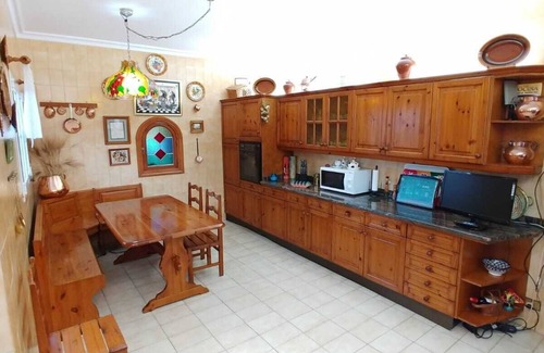 Las Brisas Chalet De Esquí | Chalet amplio , piano, energia solar,wifi,calidad