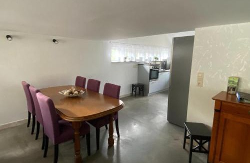 Jalhay Chalet De Esquí | Spacious chalet in Jalhay with jacuzzi