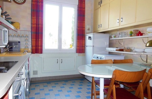 Saints Casa | Spacious charming Villa *** near Paris Disney. Countryside.Patio. Great comfort.