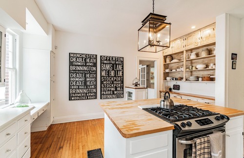 Palma Ceia Casa | Spacious charming 4-bedroom house in S Tampa Near Water/Downtown