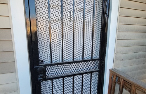 Greater Grand Crossing Apartamento | Spacious Charming 4BD/2BTH in Woodlawn Near the University of Chicago!!!!