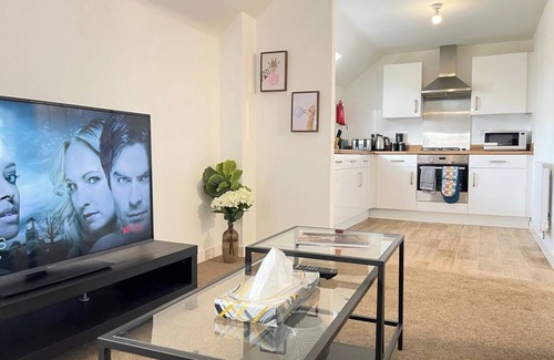 Selly Oak Casa | Spacious Chic Urban Retreat in Birmingham