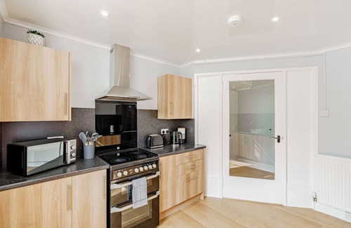 Dunfermline Apartamento | Spacious City Apartment - Dunfermline