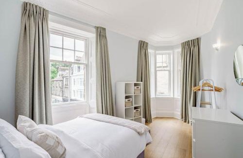 Dunfermline Apartamento | Spacious City Apt - Dunfermline