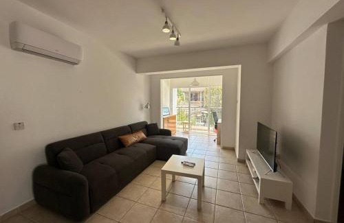 Nicosia Apartamento | Spacious City Center - Suite 203