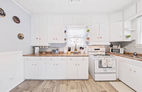 Macon Casa | Spacious & Clean 7 min. to DWTWN