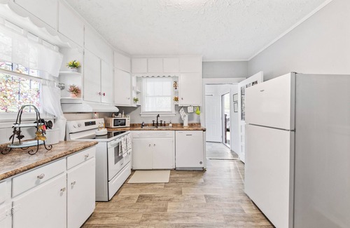 Macon Casa | Spacious & Clean 7 min. to DWTWN