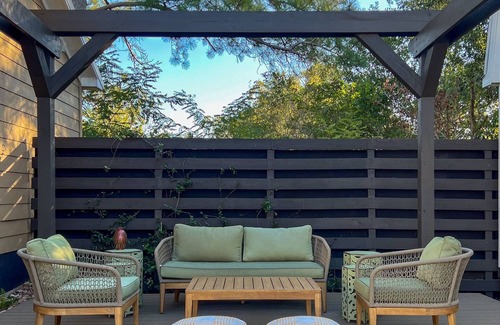 Bellville Apartamento | Spacious Clubhouse Suite Pool