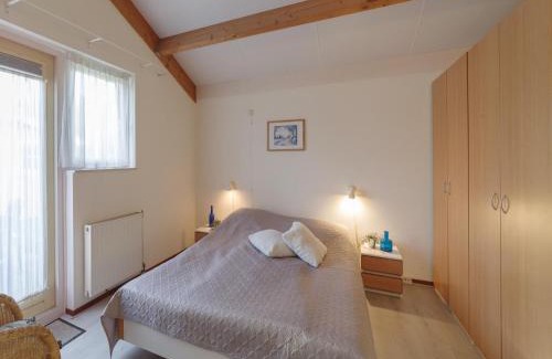 Wemeldinge Casa | Spacious Coastal Getaway