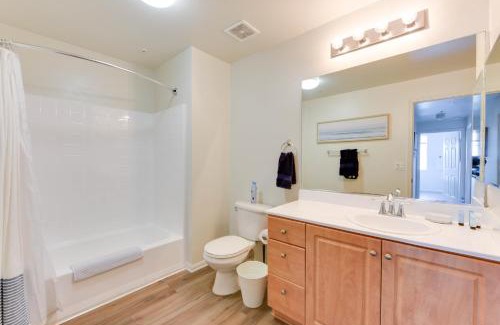 Marina del Rey Apartamento | Spacious, Comfortable, and Central Condo