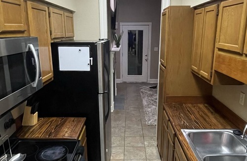Freetown - Port Rico Condominio | Spacious Condo Near Downtown Lafayette
