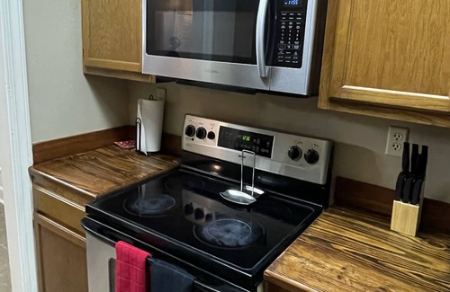 Freetown - Port Rico Condominio | Spacious Condo Near Downtown Lafayette