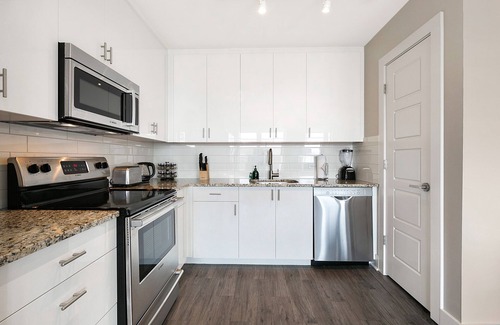 Central Business District Apartamento | Spacious Condo near Local Favorite Spots