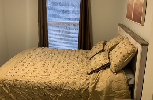 Peoria Condominio | Spacious condo w/game room 5 minutes from the airport 15 minutes from everywhere