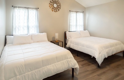 Wichita Casa | Spacious, contemporary house in Southeast Wichita