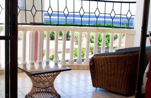 Mombasa Apartamento | Spacious Cosy 4Bedroom Apartment Nyali, Great Oceanview, 2 min walk to the Beach