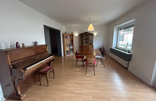Bischheim Apartamento | "Spacious, cosy and bright apartment in Bischheim, near Strasbourg"