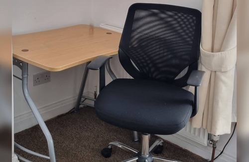 Rochdale Apartamento | Spacious Cosy King Bed Flat Free Wi-Fi & Parking Rochdale