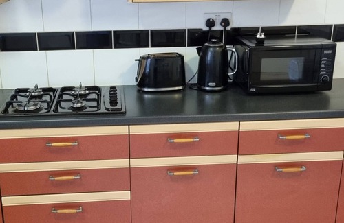 Rochdale Apartamento | Spacious Cosy King Bed Flat Free Wi-Fi & Parking Rochdale